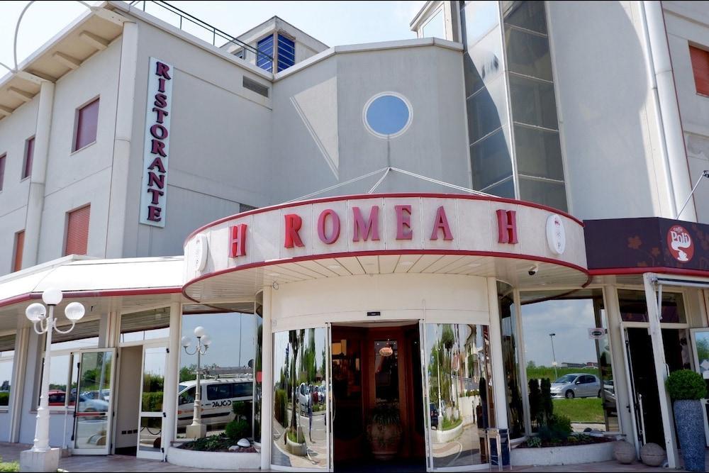 Romea Hotel 3*